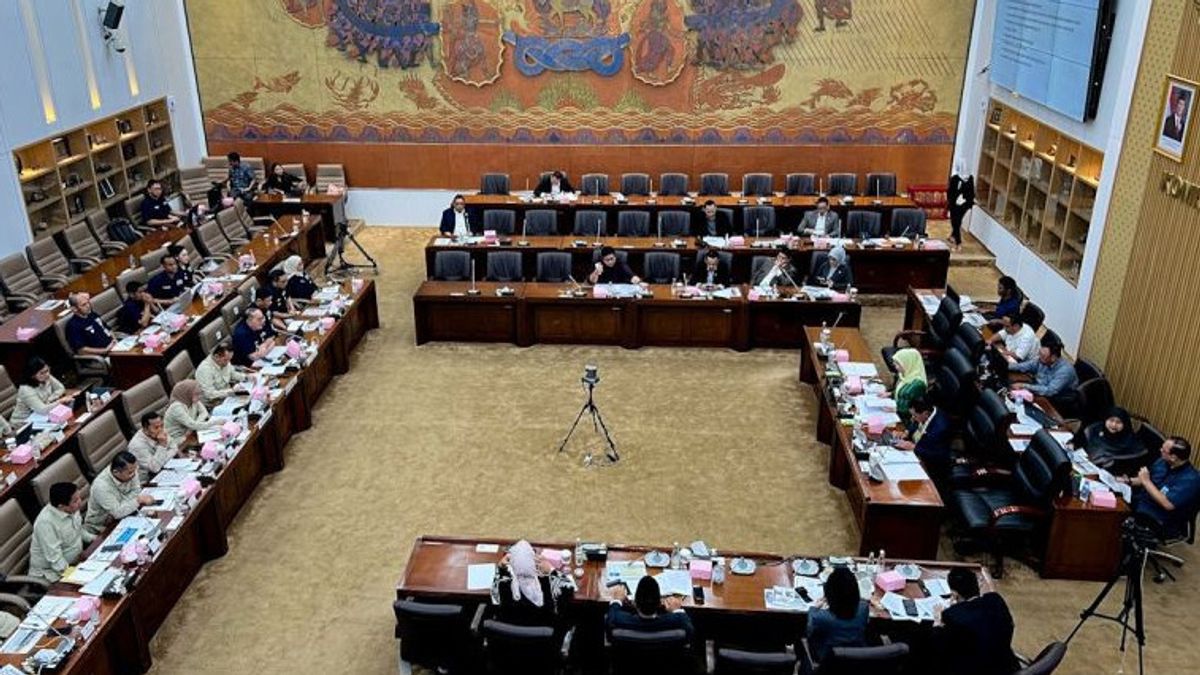 Menkop Ferry Sebut Pembangunan Fisik Kopdes Ditargetkan Rampung Maret-April 2026