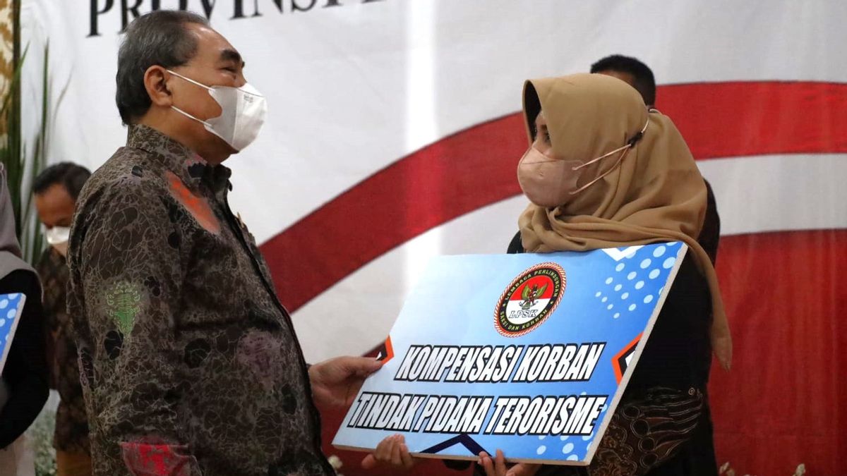 Polda Banten Dampingi LPSK Berikan Kompensasi untuk 9 Korban Teroris Masa Lalu