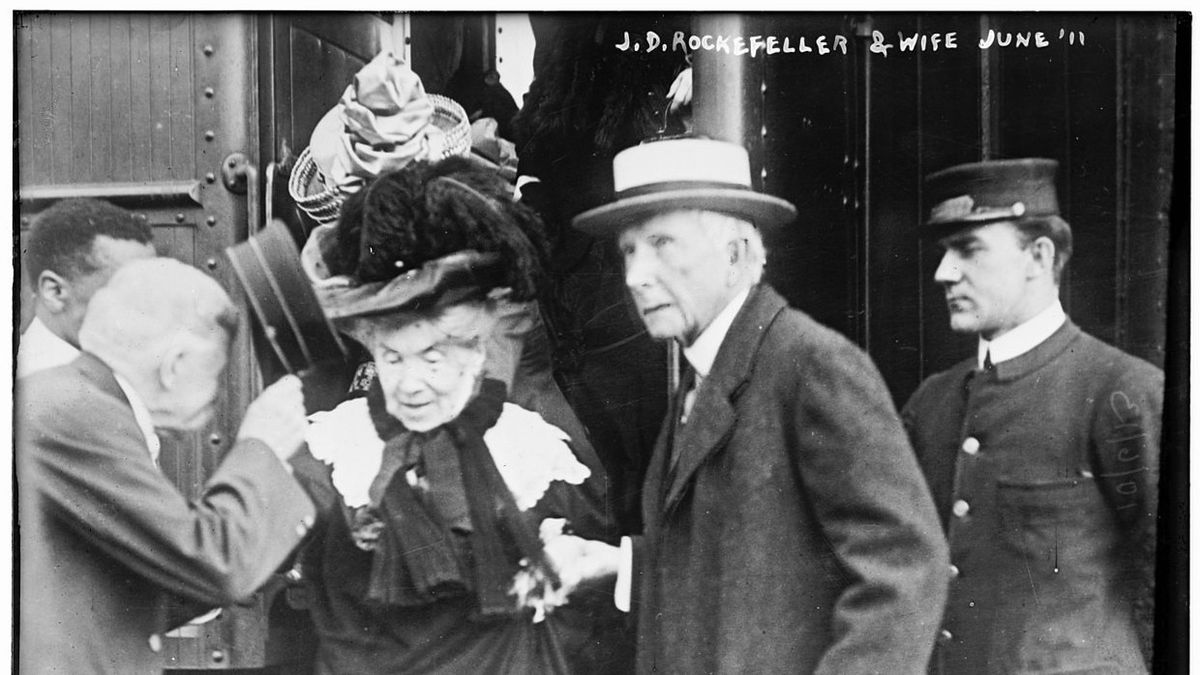 The Life of John D. Rockefeller The First US Billionaire.