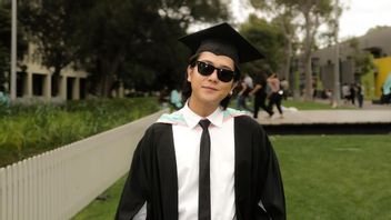 Graduate! Iqbaal Ramadhan Remembers It's Hard To Be Happy To Study At Monash University