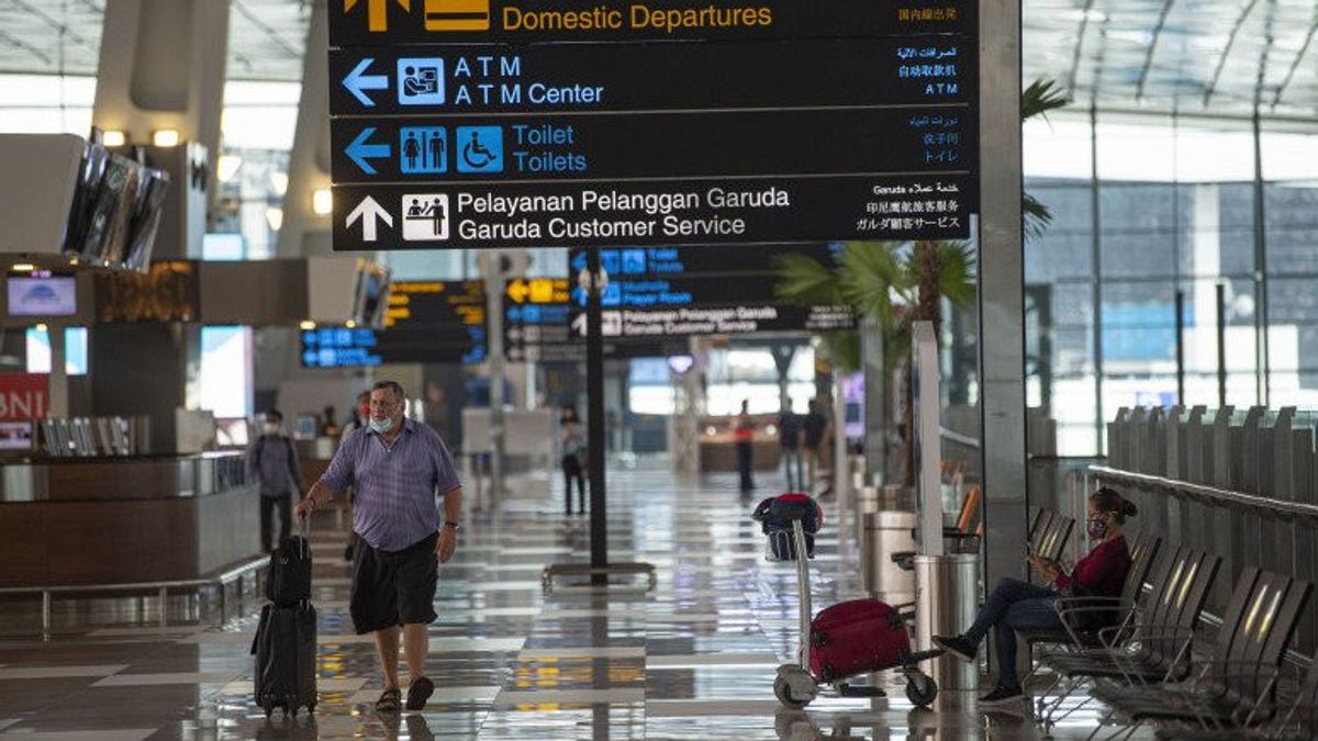 أوميكرون البديل يظهر في إندونيسيا، المراقب يطلب إغلاق مؤقتا الرحلات الدولية