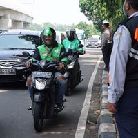 Tumpang Tindih Aturan Soal Ojek Online Angkut Penumpang Selama PSBB