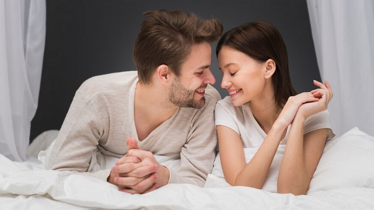 Love Colored With Laughter, Here Are The Benefits For Long-Term Relationships