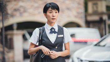 Kim Seo Hyung Becomes A Bank Employee Through Paper Moon Drama