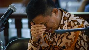Eks Bupati Cirebon Sunjaya Didakwa Terima Gratifikasi-Suap Rp64 Miliar