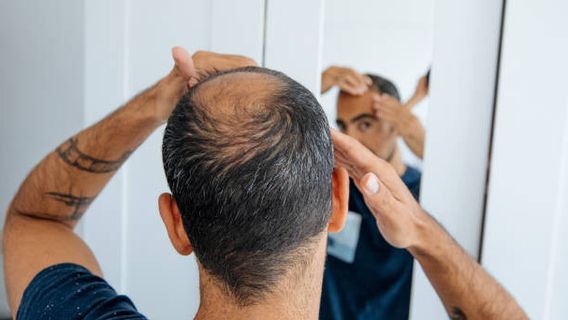 Ces 3 ingrédients Ayurveda peuvent-ils aider à croître les cheveux dans des zones sombres, curieux?