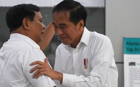 Upacara Kemerdekaan 2024, Jokowi-Prabowo di IKN, Maruf Amin-Gibran di Istana