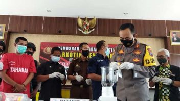 Police Destroy Sabu Worth Rp100 Million: Rotated, Ground Blender And Discarded 
