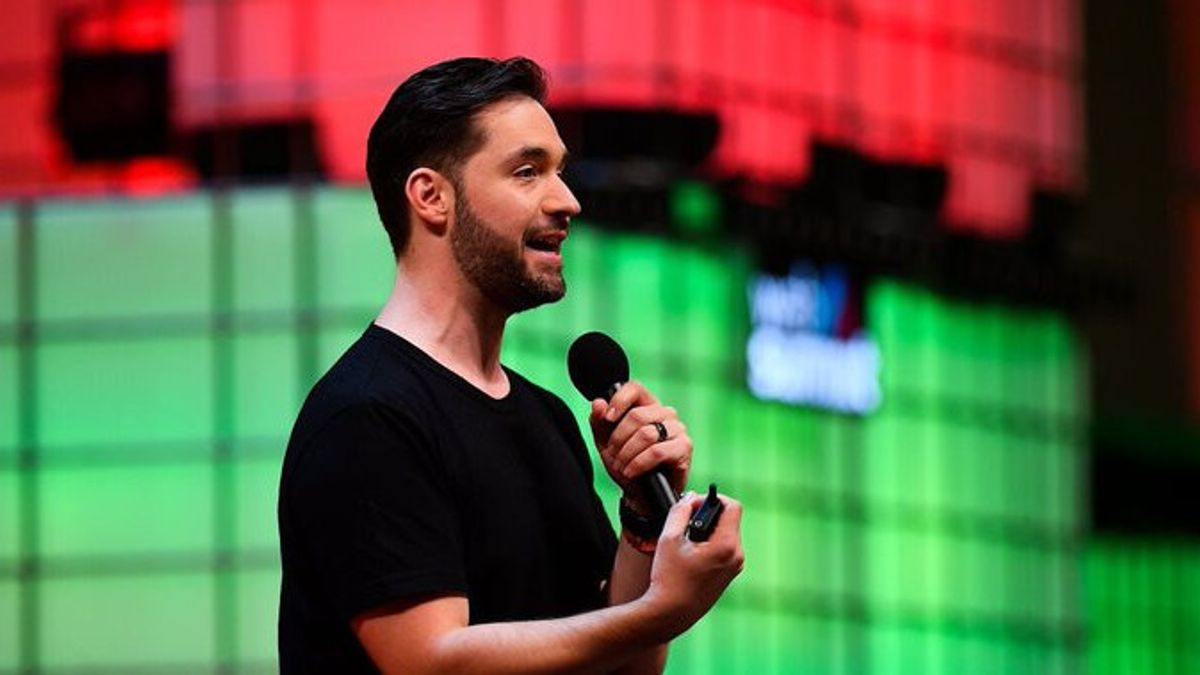 Reddit Co-Founder Alexis Ohanian Joins Frank McCort's Offer For TikTok Acquisition