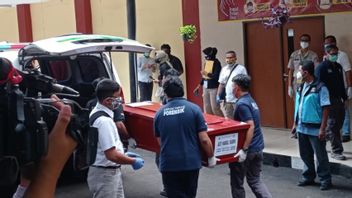 The Body Of Asy Habul Yamin Passenger Sriwijaya Air SJ-182 Handed Over To The Family