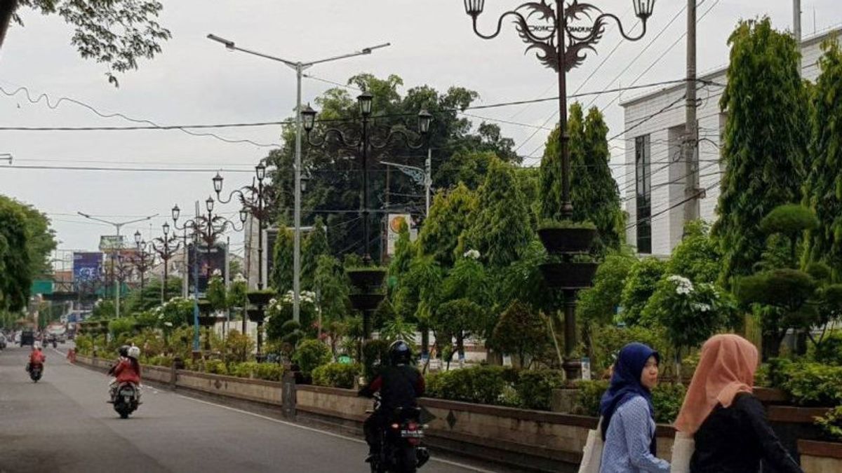 马甸市政府预算120亿印尼盾用于路灯安装
