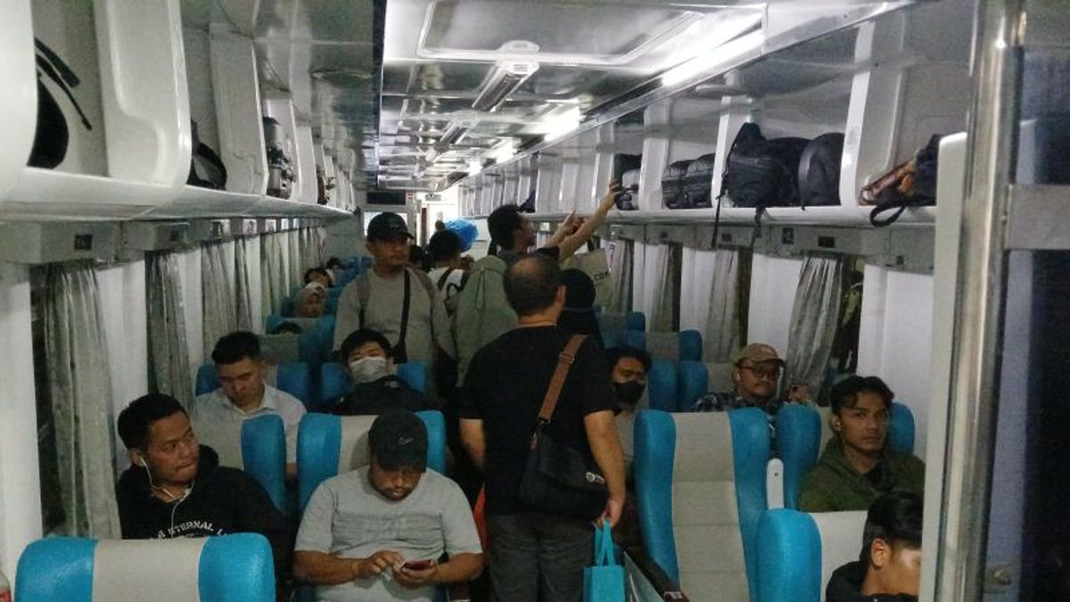 223.209 Penumpang Gunakan Kereta di Daop 9 Selama Angkutan Lebaran