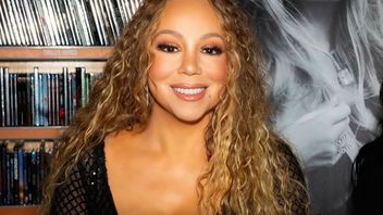 Di Balik Panggung Megah, Mariah Carey Berjuang Melawan Fibromyalgia