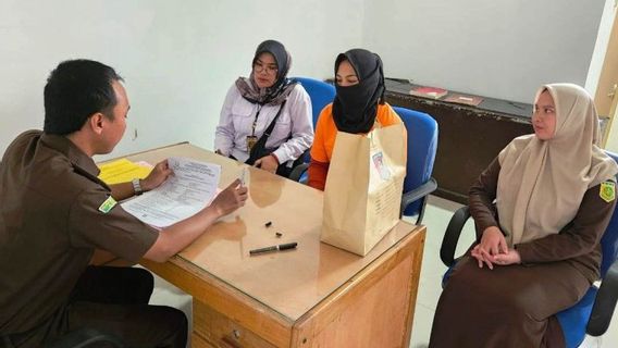 Segera Disidangkan, Polisi Serahkan Remaja Bunuh Bayinya ke Kejari Nagan Raya Aceh