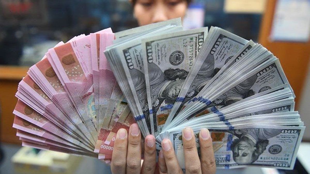 ジョコウィ総裁のPP終了後、インドネシア銀行は輸出による外国為替収益の実施規則を発表しました