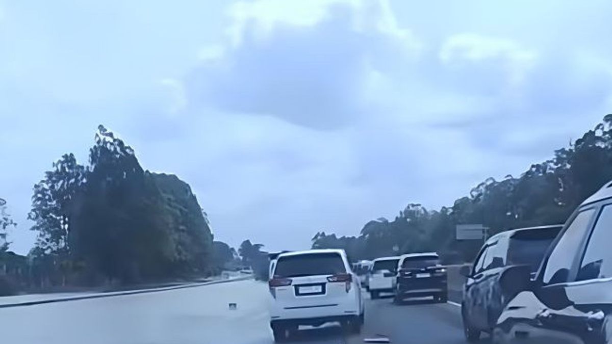 Banjir di Tol Tangerang Sempat Ganggu Arus Kendaraan Arah Jakarta