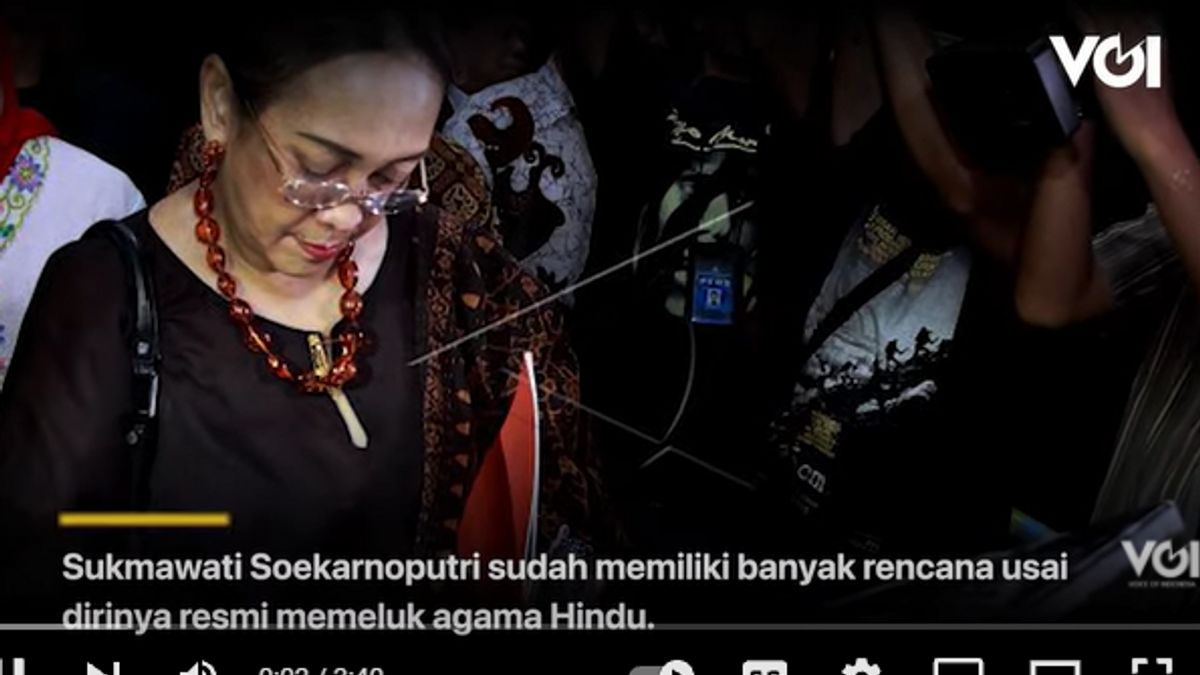 ビデオ:ヒンズー教を正式に受け入れた後のスクマワティ・スカルノプトリの計画