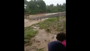 Jembatan Gantung di Tapanuli Selatan Putus, Warga Bingung Akses