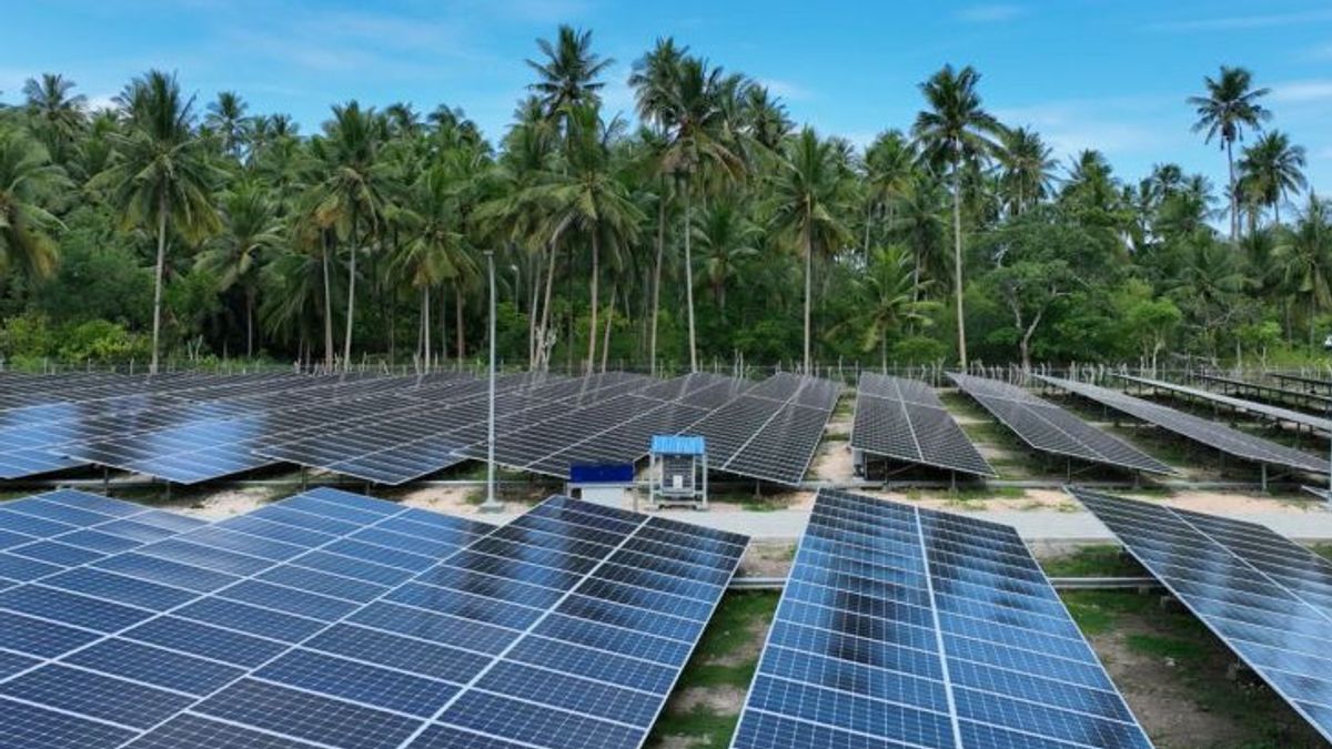 PLN تبني ثلاث محطات للطاقة الشمسية في جزر سيليار ، جنوب سولاويزي