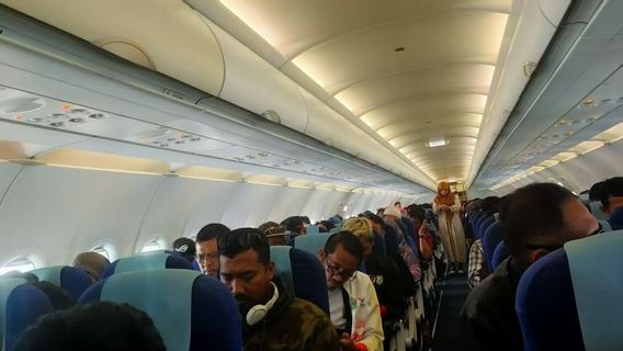 transport d’athlètes PON XXI, un super jet d’air destiné à Aceh naturel perturbation électrique d’atterrissage dans le nord de Sumatra