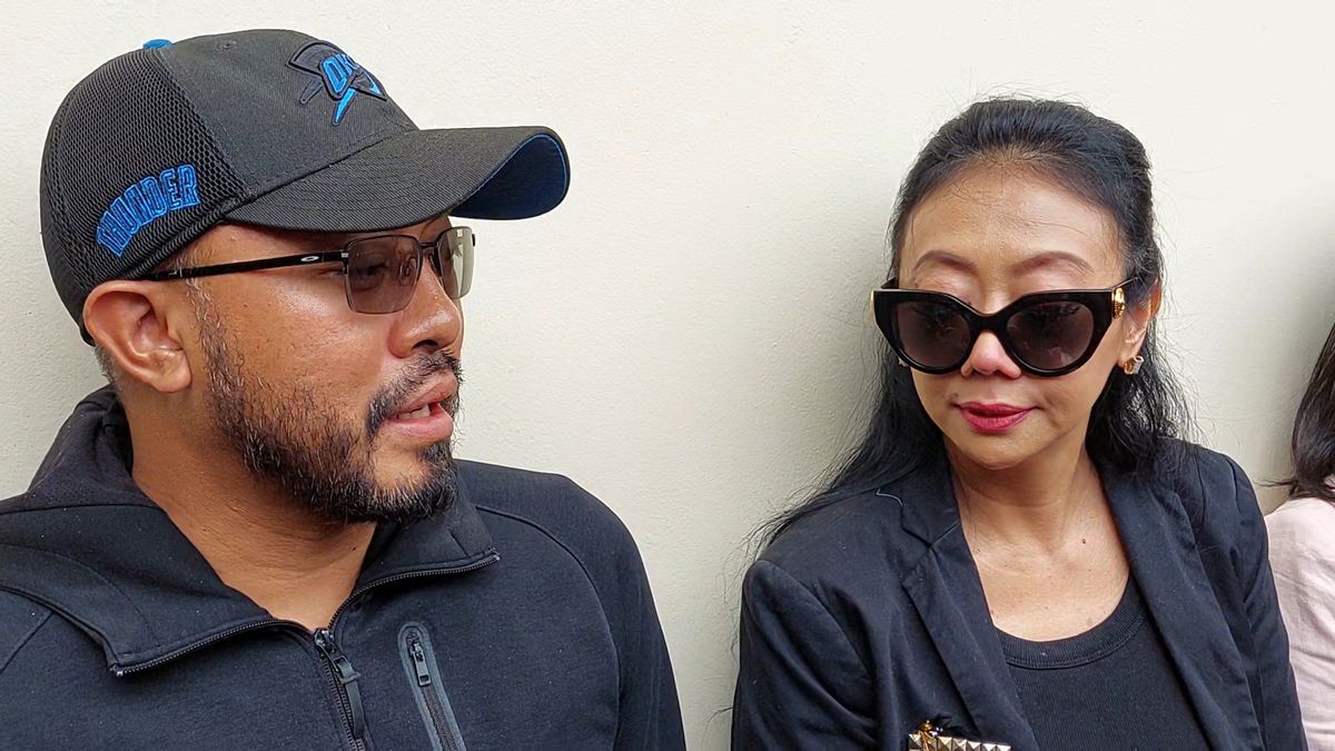 Differences In Principles So The Reasons For Asri Welas And Galiech Ridha Are Confident Of Divorce