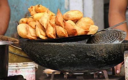 Penjelasan Ilmiah Kenapa Gorengan yang Digoreng dengan Minyak Bekas Lebih Enak