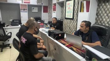 10 PMI illégaux empêchés par la police à l’aéroport de Soetta exilés pour un emploi d’administrateur de titres, un salaire de 10-20 millions de roupies