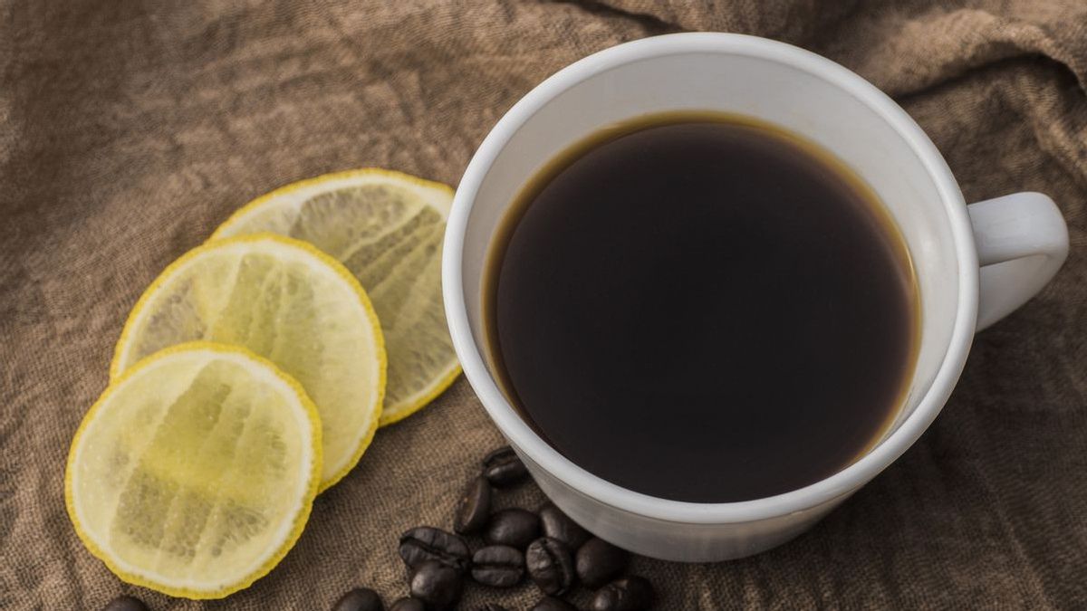 The Benefits Of Drinking Mixed Lemon Coffee That Is Popular Today