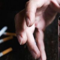 DPR Nilai Larangan Vape Masuk Akal: Kurangi Gaya Hidup Tidak Sehat Anak Muda