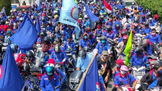 Apindo جاوة الشرقية بخيبة أمل UMK 2022 الزيادات، والتهديدات لنقل الأعمال إلى جاوة الوسطى