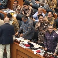 DPR Minta Tambahan Bansos 2 Liter Minyak Goreng, Menkeu Purbaya: Kami Sanggup