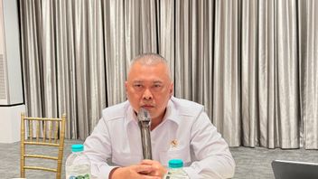 Extreme Weather Looms Ahead of Nataru, Minister of Transportation asks Ships Not to Force Sailing
