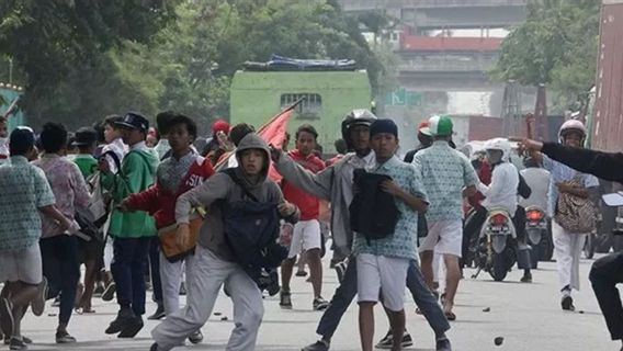 Clashes Between Sharp Armed Gangs, Cibubur Residents Hope Police Often Patrol