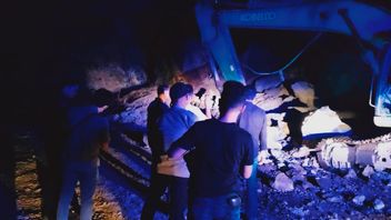 2 مشغلي حفارة قتلوا بسبب الصخور في سيرانغ بانتين