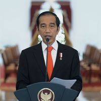 Ntb - Ntt 遭受灾难， 乔科维命令多尼 · 莫纳尔多向社会事务部长里斯马迅速执行