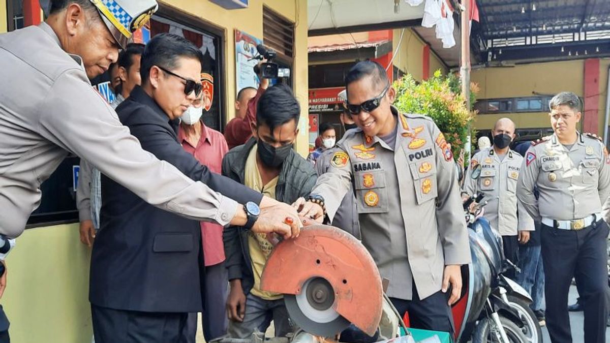 The Banjarmasin Police Chief Orders To Hold 2 Months Of Illegal Motorcycles