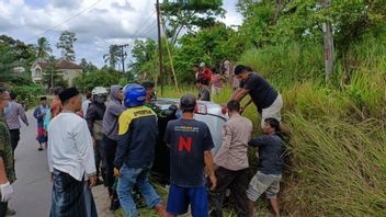 前の車を追い越す、アバンザシルバーによって殺された家族