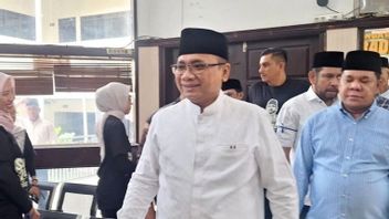전 외무장관 야쿠트, 오늘 소환, 사전 재판 거절 후 피의자로 KPK 조사
Indonesian: Eks Menag Yaqut Dipanggil Hari Ini, Diperiksa KPK Sebagai Tersangka Usai Praperadilan Ditolak