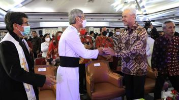 During The Central Java ASN Christmas Commemoration, Ganjar Pranowo Appreciated The Role Of Christians