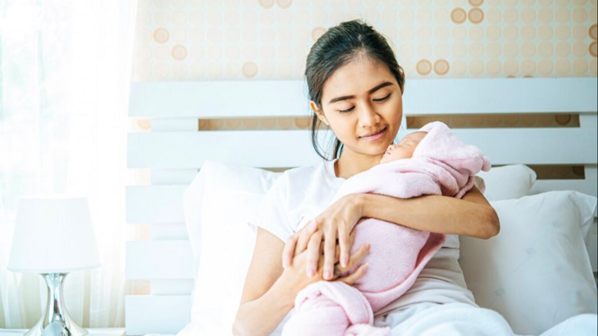 Tren Wisata di Vietnam, Turis Ramai Mengunjungi Ibu yang Baru Melahirkan