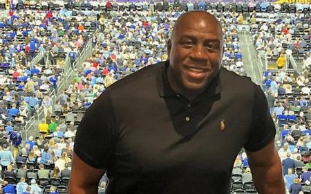 Legenda Lakers Magic Johnson Mengaku Ingin Pukul Howard Stern karena Lelucon AIDS dan Rasial di Acara Televisi Nasional