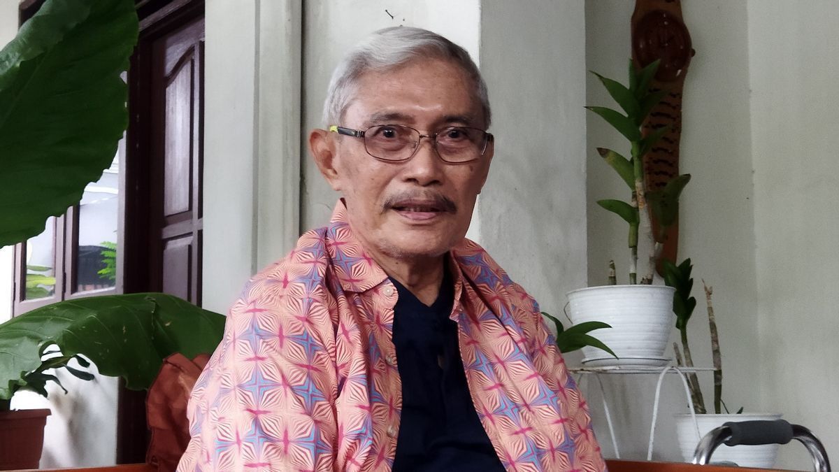 成为费迪·桑博案审判证人的RT负责人Seno Sukarto少将（退役）的简介