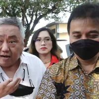 Dampingi Roy Suryo, Lieus Sungkharisma Berani Bertaruh, Umat Buddha Tak Marah pada Kasus Meme Stupa Candi Borobudur Mirip Jokowi