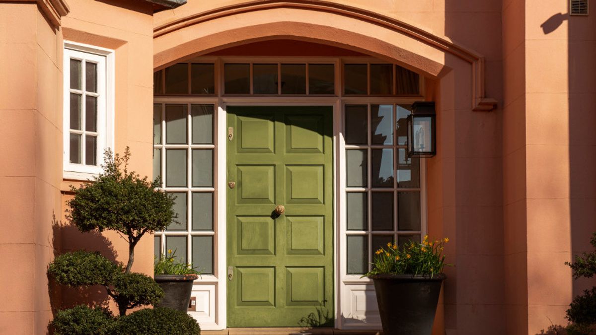 7 conseillers pour rendre la maison plus élégante en couleurs de porte