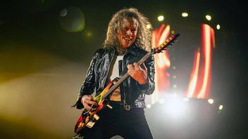 カーク・ハメットは、今後のソロアルバムは多くの音楽スタイルを組み合わせるだろうと言います