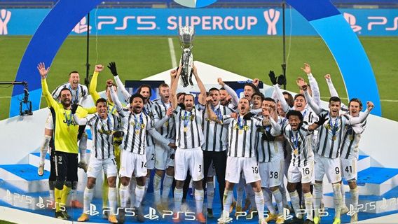 Nets The 760th Goal, Ronaldo Brings Juventus To Win The Italian Super Cup