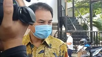 Azis Syamsuddin Irit Bicara Soal Kasus Penyidik KPK: Saya Ikut Proses Saja