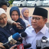 Penerima Bansos Main Judol Langsung Dicoret, Muhaimin: Otomatis