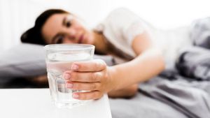 5 Ways To Prevent Dehydration During Night Sleep