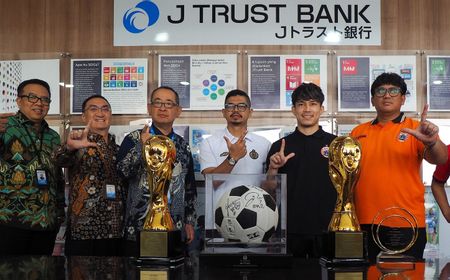 J Trust Bank Luncurkan Kartu Debit Co-Branding untuk Jakmania